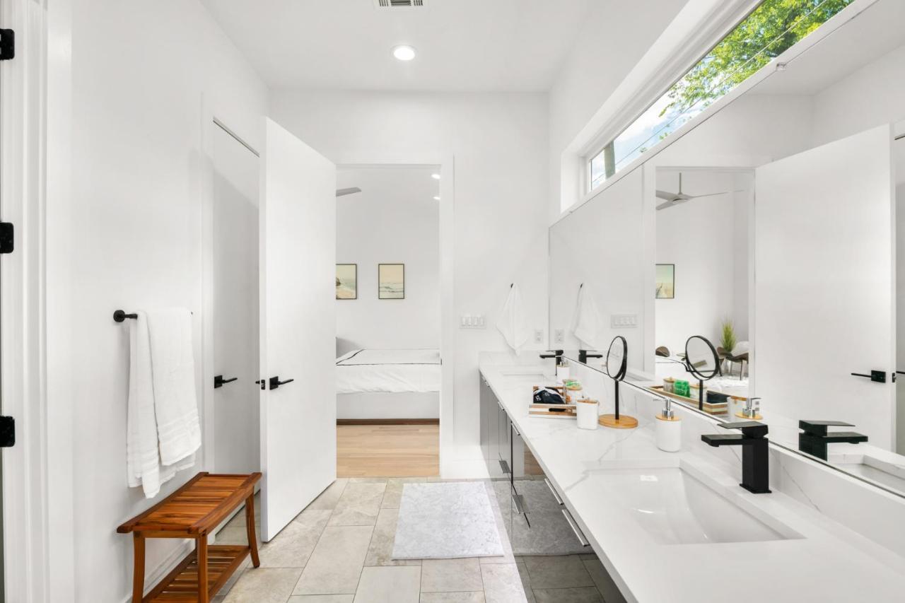 Dallas Luxury Modern House By Dallas Love Airport ภายนอก รูปภาพ